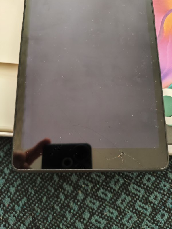 Планшет Samsung galaxy tab A SM-T295 32GB 4G LTE 2