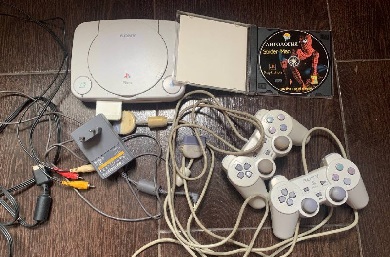 Apple Magic Mouse 2, PS1 slim PlayStation 1 slim