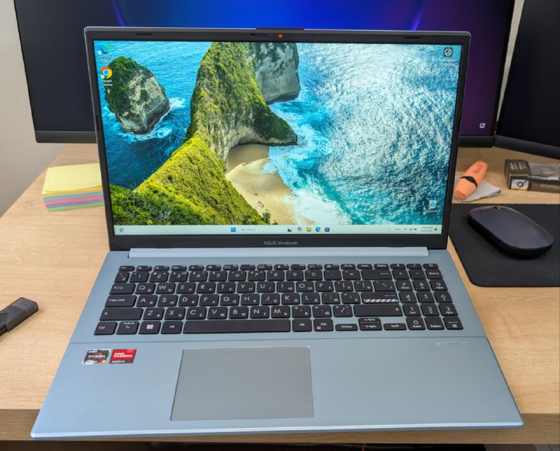 Ноутбук Asus Vivobook 15 Ryzen 3 7320u 8 ГБ 500 ГБ
