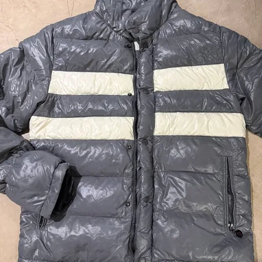 Пуховик Moncler, размер M