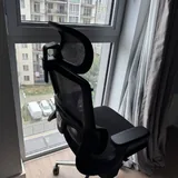 Офисное компьютерное кресло 1