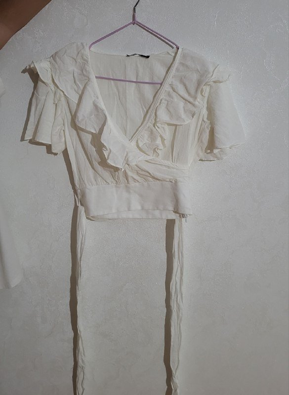 Блузка с завязкой на поясе, Кардиган Gloria Jeans, Белый пиджак, Блузка лимонного цвета, Зелёная кофта сетка, Кофта цвета пыльной розы, Лёгкая блузка розового цвета, Юбка миди цвета пыльной розы, Босоножки коричневые