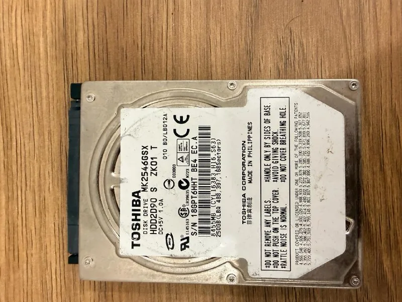 Жёсткий диск Toshiba 250GB