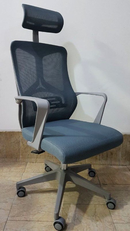 Компьютерное офисное кресло