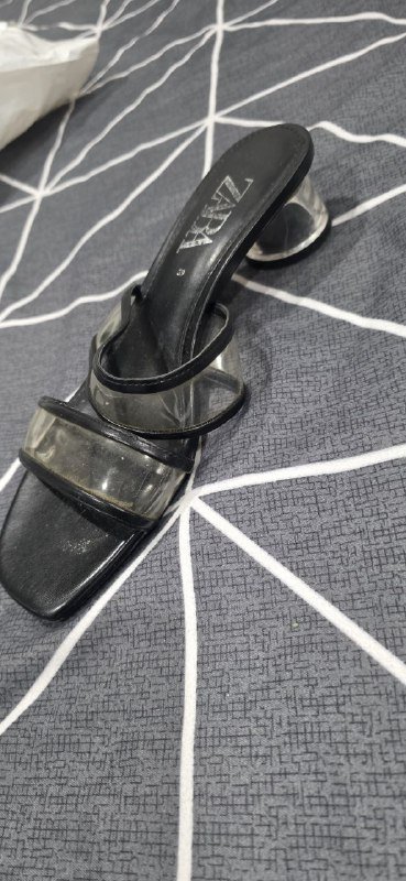 Женская обувь 39 размер 7