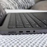 MacBook Pro 14" M5 24 GB 1 TB 3