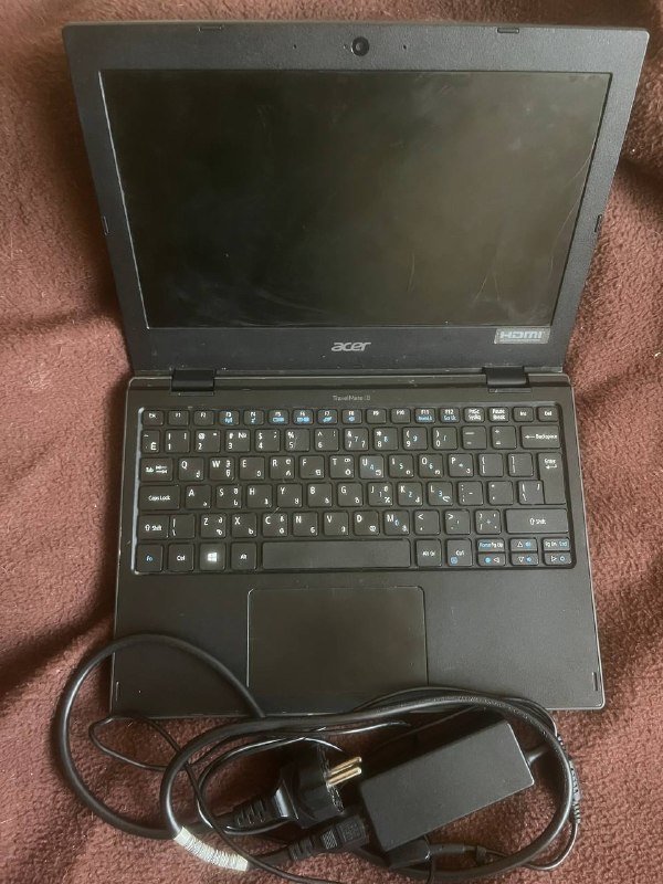 Acer laptop with charger