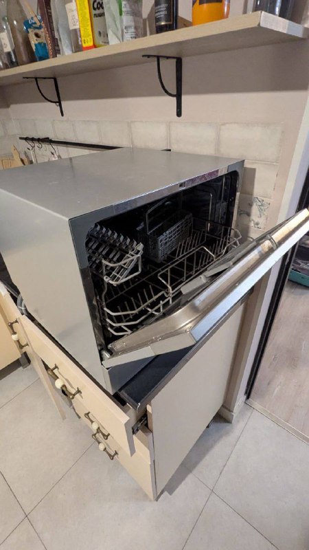 Посудомойка Electrolux на 6 комплектов 2