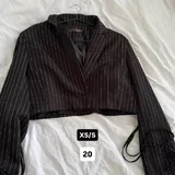 Посуда, бокалы, шапка, выпрямитель, кувшин, обувь, одежда, шорты, лампа 7