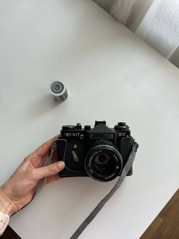 Фотоаппарат Зенит с пленкой 4