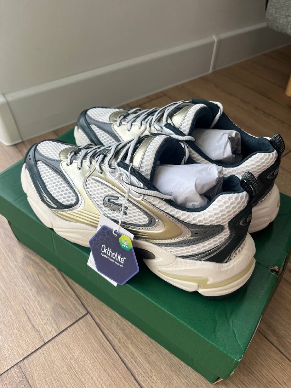 Кроссовки Lacoste женские размер 39.5 5