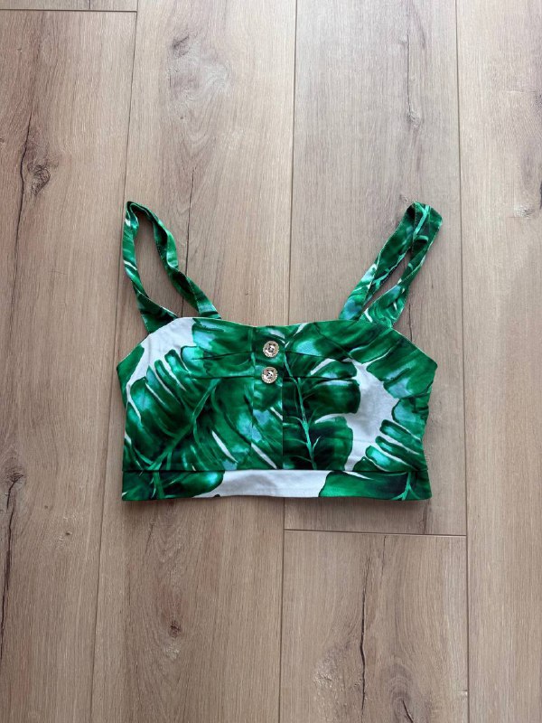 Костюм летний S, Топ белый S, Ночнушка красная S-M, Очки, Туфли, Топ зеленый S-M, Велосипедки S-M, Пижама S-M 8