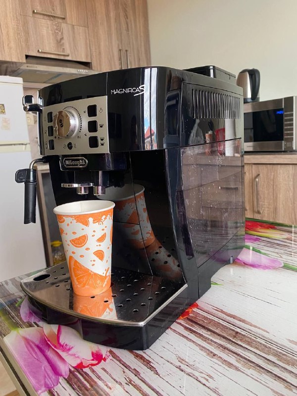 Кофемашина Delonghi Magnifica S в отличном состоянии