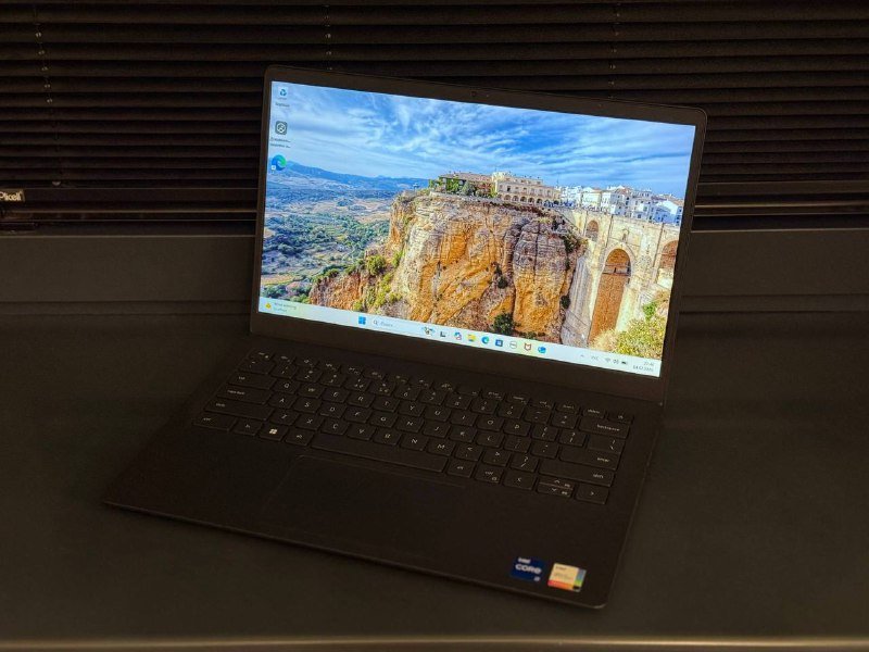 Ноутбук HP i7 1165G7 16GB SSD 512GB