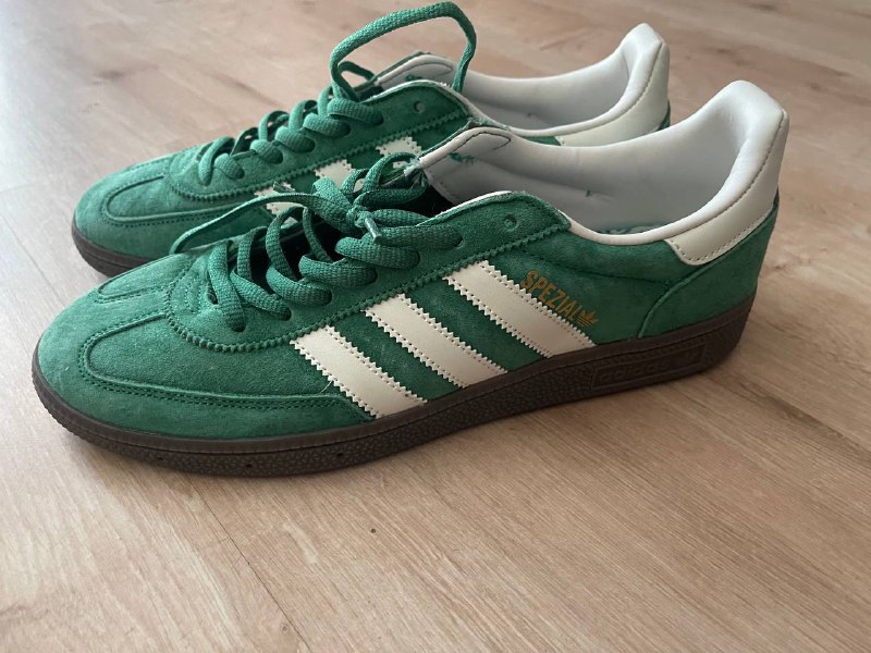 Кроссовки adidas мужские 41 размер зеленые