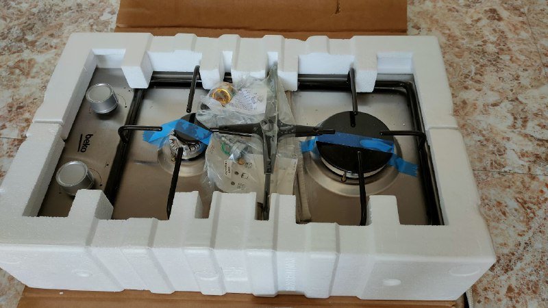 Газовая двухкомфорочная печь Beko новая в упаковке