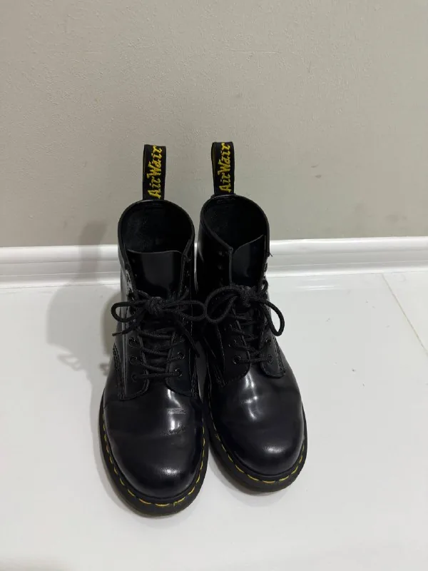 Dr. Martens 1460 черные ботинки, размер 39 1