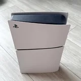 PS5 с контроллером 3