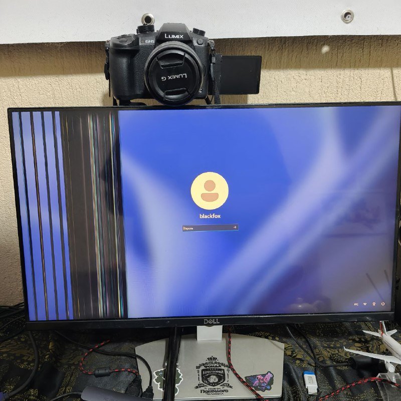 Монитор Dell S2319H на запчасти или под восстановление