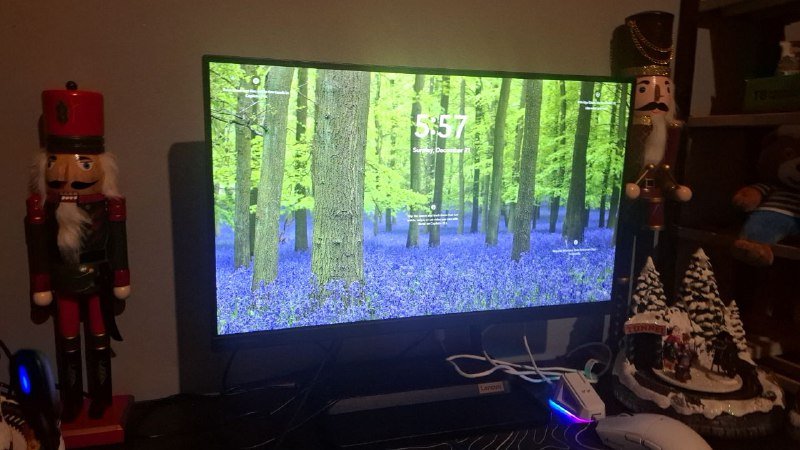 Компьютер все в одном с клавиатурой и мышкой