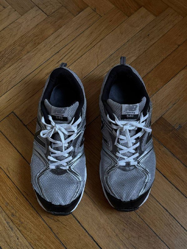 ONITSUKA TIGER кроссовки, NEW BALANCE, DIESEL свитер, кожаная жилетка, RALPH LAUREN рубашка, BERSHKA рубашка, zara рубашка, nike react кроссовки, скейтборд, брюки 2