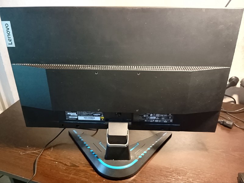 Игровой монитор Lenovo FullHD IPS 3