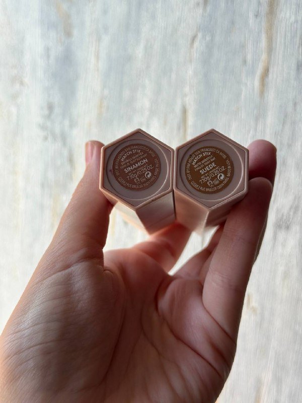 Стики Fenty Beauty для контуринга и хайлайтера 2