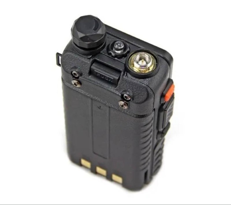 Две рации Baofeng 4