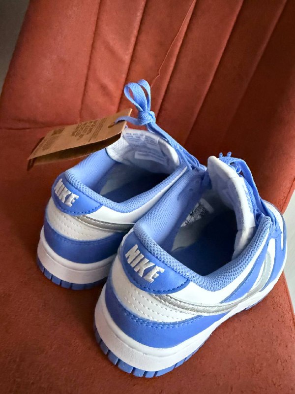 Кроссовки Nike размер 37.5 4