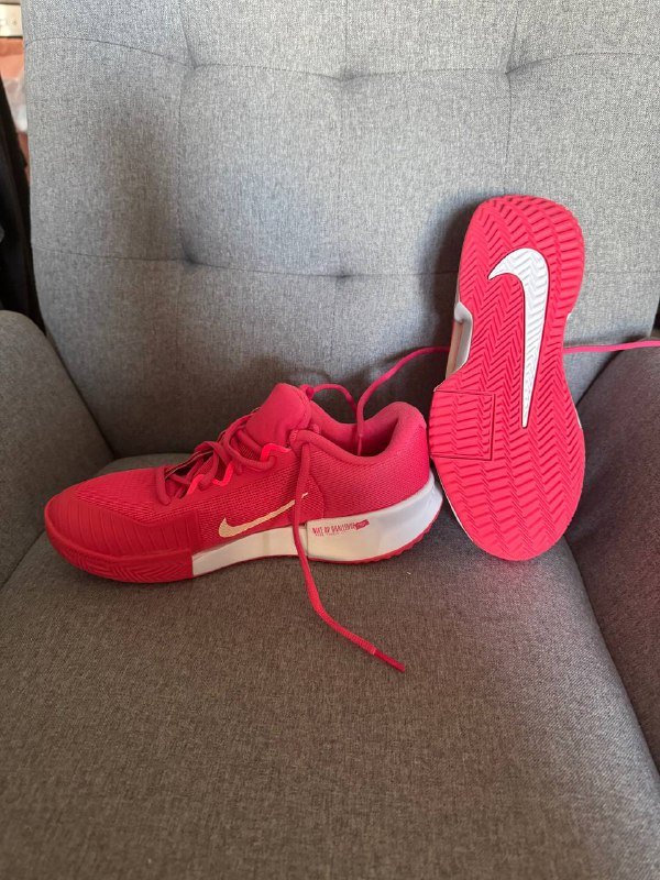 Кроссовки Теннисные Nike GP Challenge PRO женские 41 2