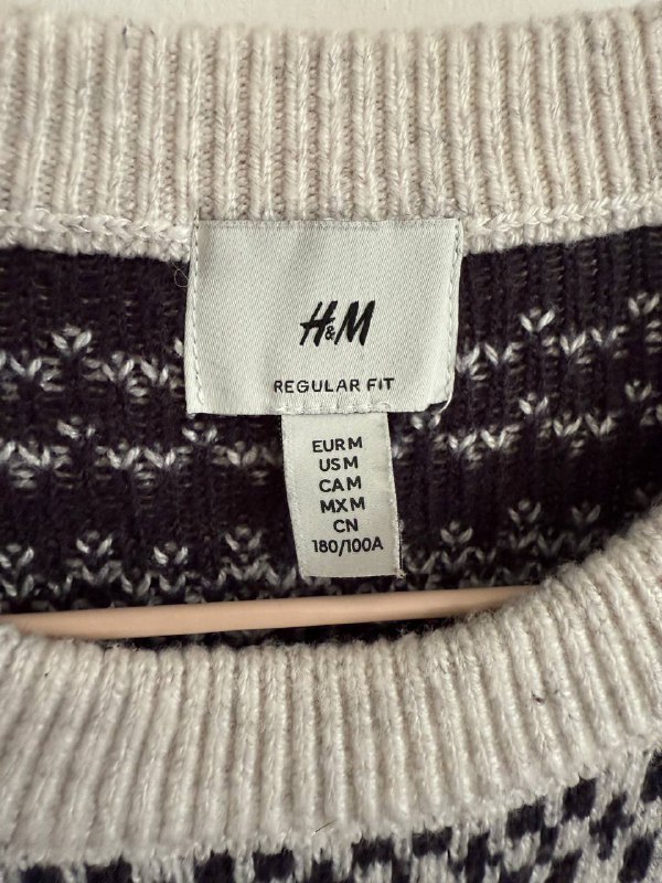 Свитер H&M, размер М 2