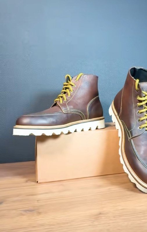 კატოფლების ნაკრები მამაკაცებისთვის ყავისფერი