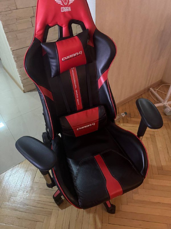 стол и стул