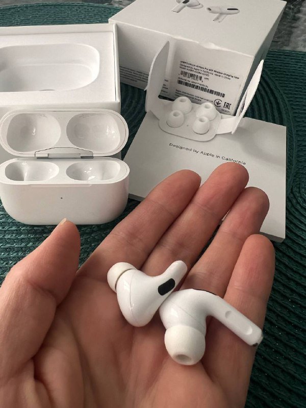 Наушники AirPods Pro 2