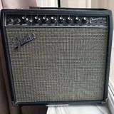 Fender Champion 40 гитарный комбоусилитель 1