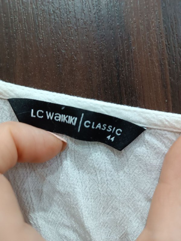 куртка осенняя, натяжная простынь, трусики, футболка-поло, кофта, сумка, пляжная туника, платье 10