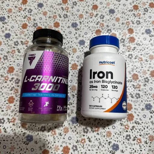 Железо Nutricost Iron Bisglycinate 25 mg, TREC Nutrition L-Carnitine 3000