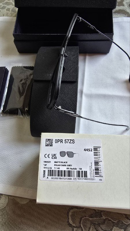 Оригинальные солнцезащитные очки Prada PR57ZS Matte Black Polarized Dark Grey 2