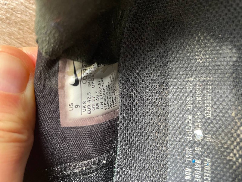 Кроссовки Nike беговые размер 42.5 EUR 7