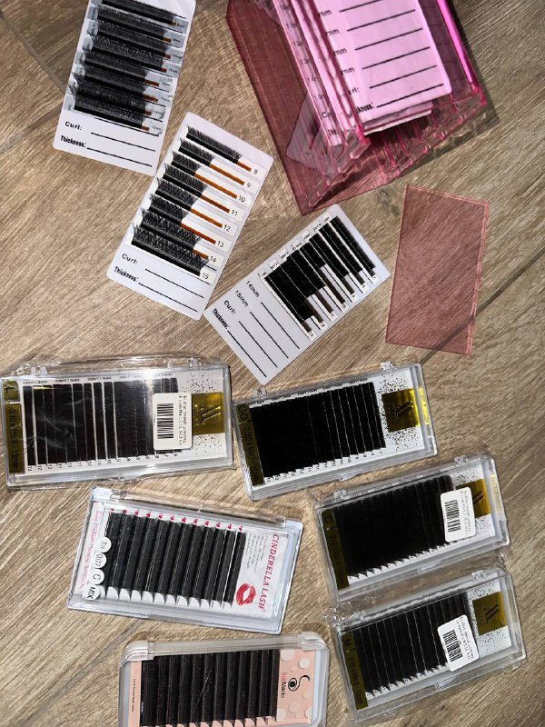 Комплект для наращивания ресниц с инструментами и аксессуарами 4