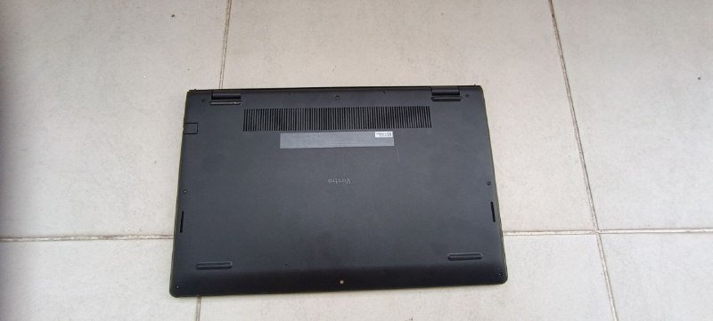 Ноутбук Dell Vostro 15 3515 4