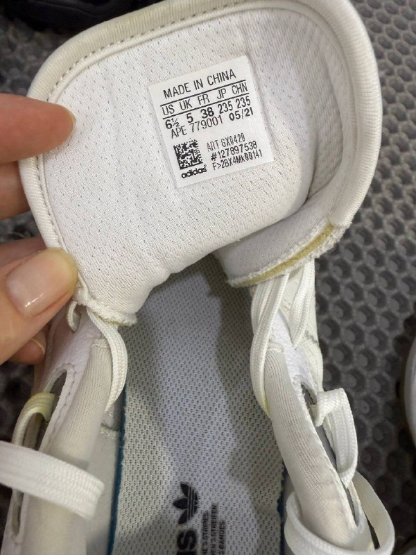 Adidas Originals ZX 22 Boost кроссовки 4