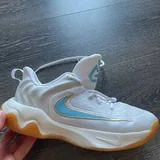 Кроссовки Nike 1