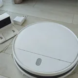 Робот-пылесос Xiaomi Mi Robot Vacuum-Mop Essential 1