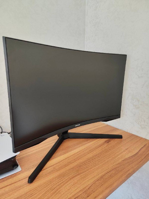 Монитор Samsung Odyssey G5 27" изогнутый игровой