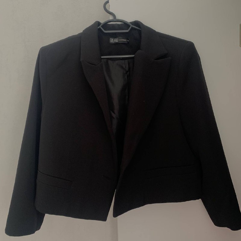 Красный полушубок из искусственного меха, Вельветовый пиджак H&M, Классический пиджак, Укороченный пиджак черного цвета 4