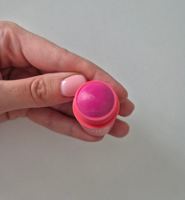 бальзам для губ THE BODY SHOP Swipe It