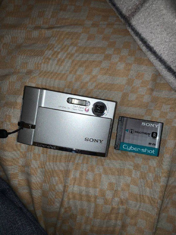 Фотоаппарат Sony Cyber-shot DSC-T30