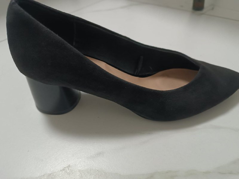 Женская куртка, брюки джинсы, туфли черные женские 2