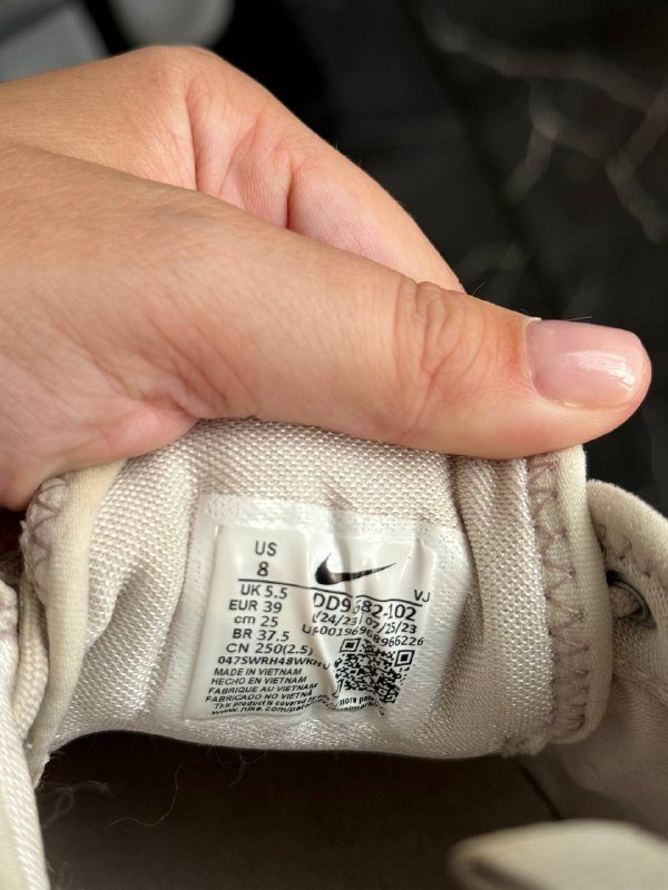 Кроссовки Nike женские 39 размер 4